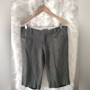 Banana Republic Wool Blend Knee‑Length Shorts 12 Capri Y2K Long Short Trend
